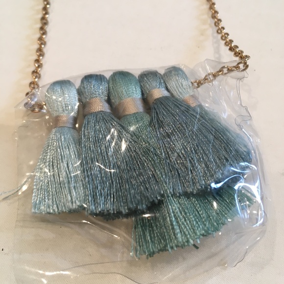 Miss Ivy Blue Tassel long Necklace - Picture 3 of 3